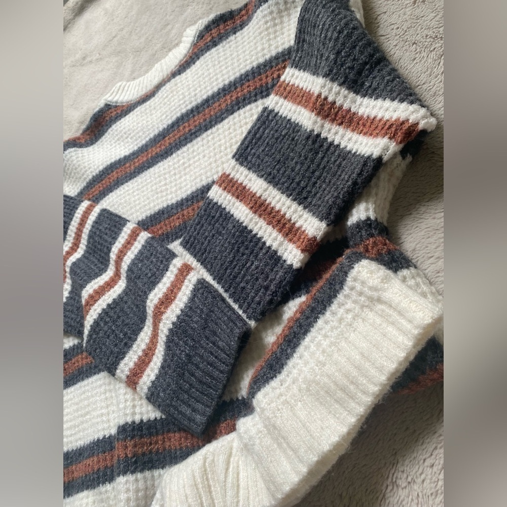 NWOT American Eagle Cozy Sweaters- Lot of 2 ๐ - Picture 11 of 12